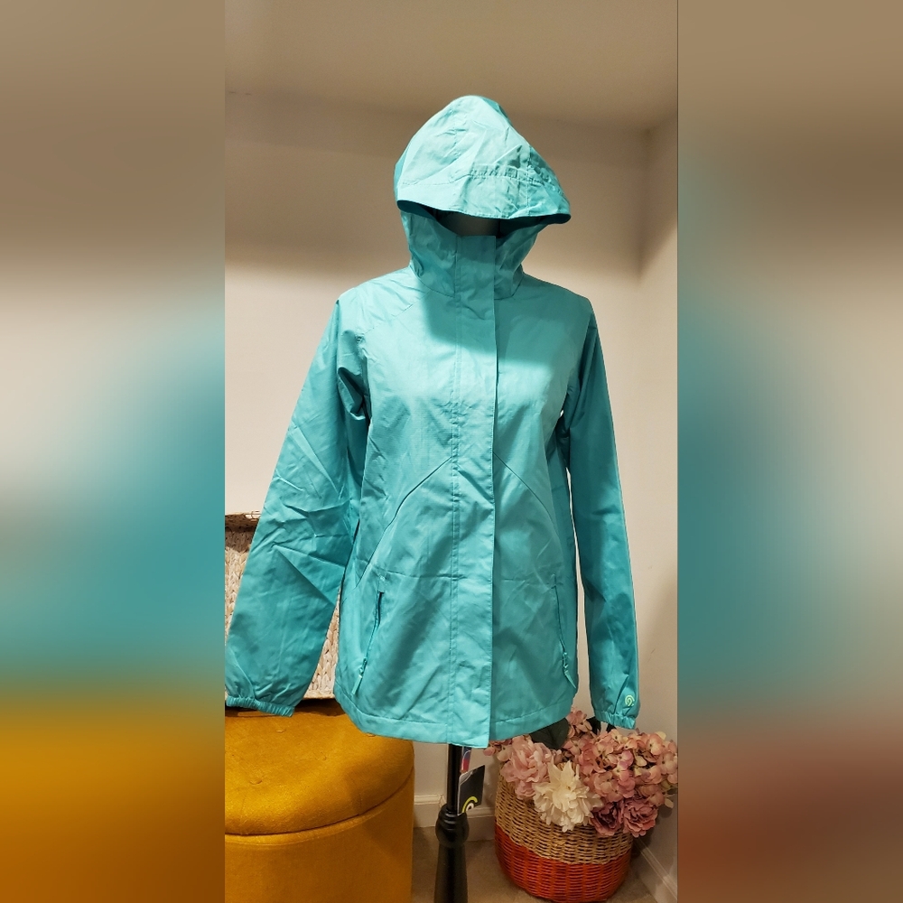Champion 9 Green/Aqua Jacket with Hood and Waterproof Material, Size 14/16 GIRLS